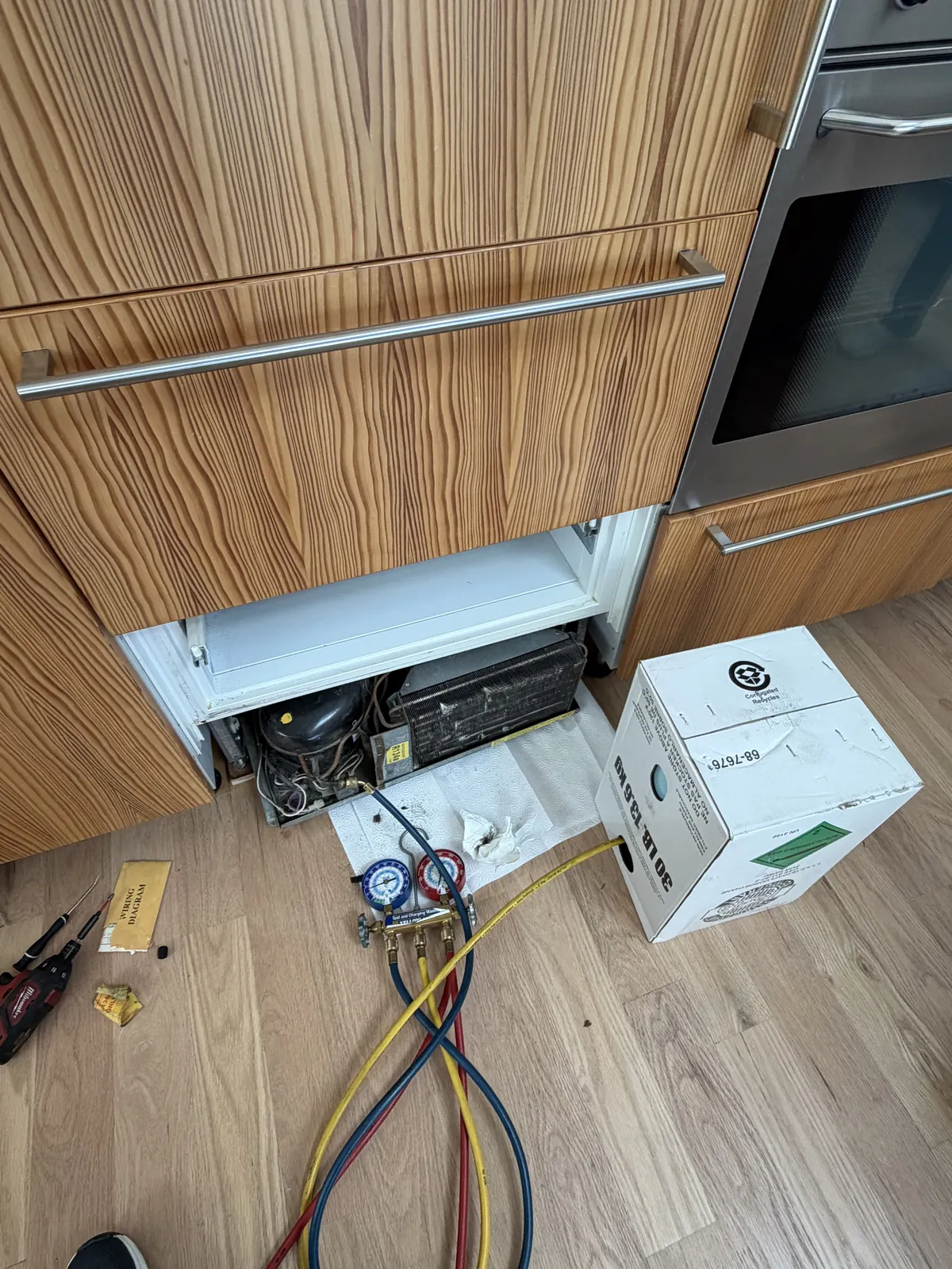 ApexPro refrigerator repair job in a Los Angeles home, photo 3 of 14