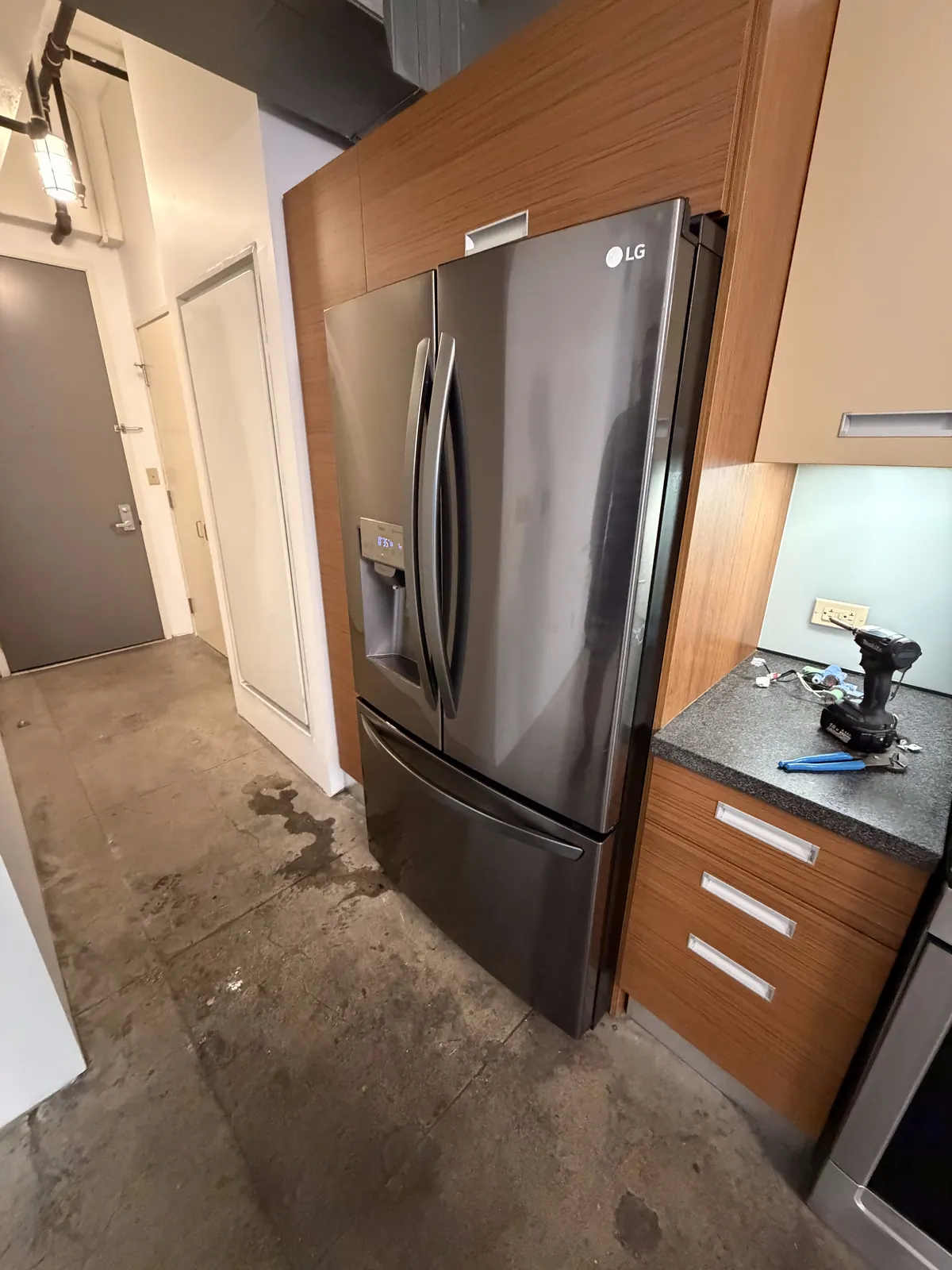ApexPro refrigerator repair job in a Los Angeles home, photo 12 of 14