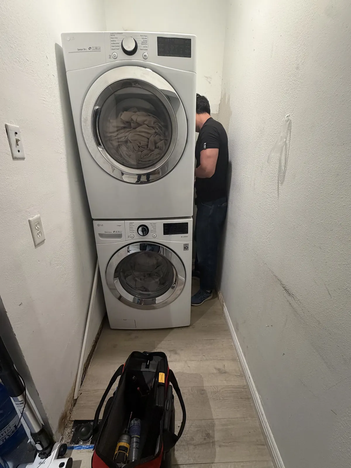 ApexPro washer repair job in a Los Angeles laundry room, photo 3 of 3